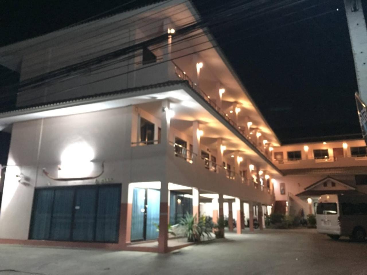 Phurafah Place Hotel โรงแรมภูระฟ้า เพลส Нан Экстерьер фото